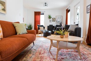 Fernseher, Kamin