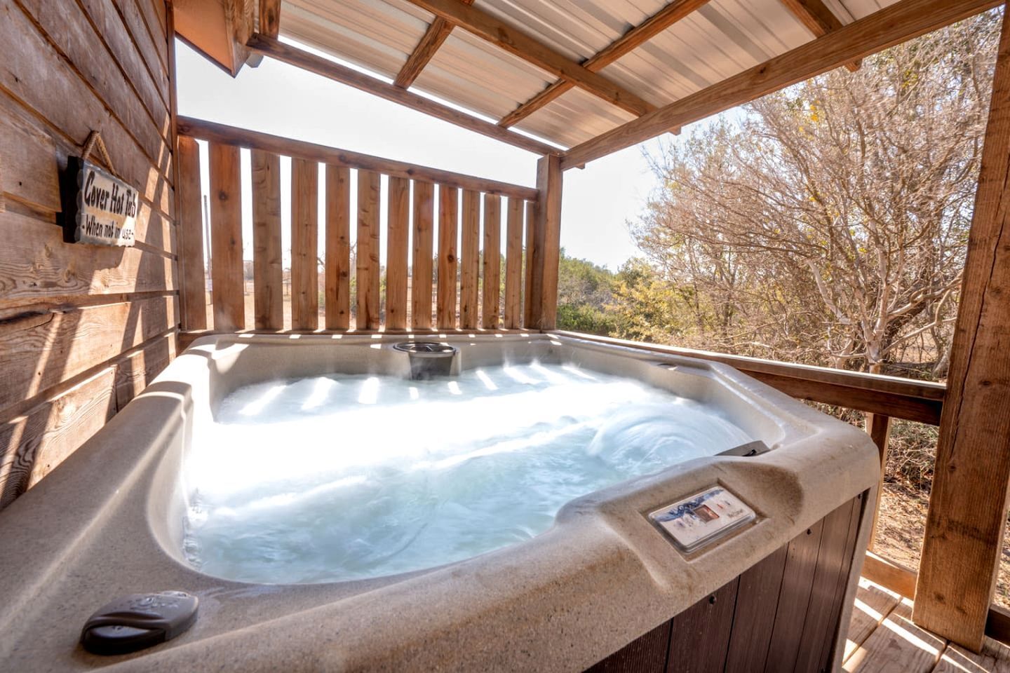 Baignoire à remous extérieure