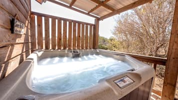 Baignoire à remous extérieure