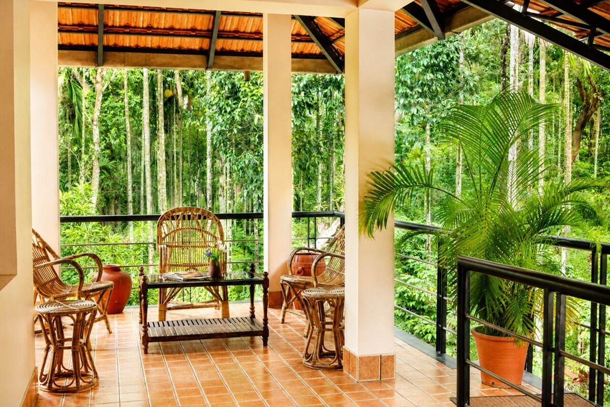 Classic Double Room, Garden View | Free WiFi