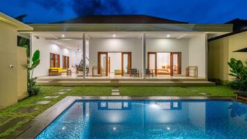 Vila luxo, 2 quartos, piscina particular | Piscina | Piscina externa