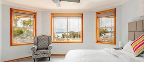 4 habitaciones, tabla de planchar con plancha y wifi gratis