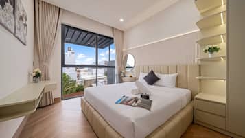 5 bedrooms, free WiFi, bed sheets