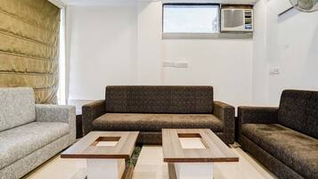 House | Reception