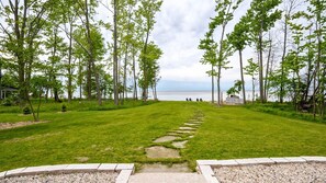Property grounds - Lakefront Paradise: Hot Tub, Kayaks & Family Fun in Wisconsin (Brussels)