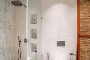 Apartamento Deluxe, junto a la piscina | Baño