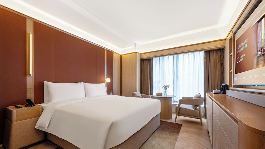 ChengduWuhouHongpailouOrangeCrystalHotel