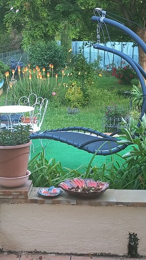 Property grounds - Charming downstairs villa (Forcalquier)