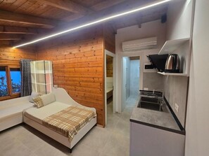 Free WiFi - Guest House Luiza (Borsh)