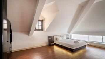 In-room safe, desk, blackout curtains, soundproofing