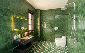 Bathroom - Villa Boutique Luxury  (An Khanh)