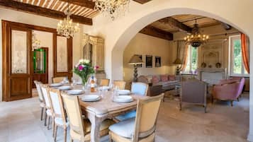 Deluxe House, Garden View | Tempat makan