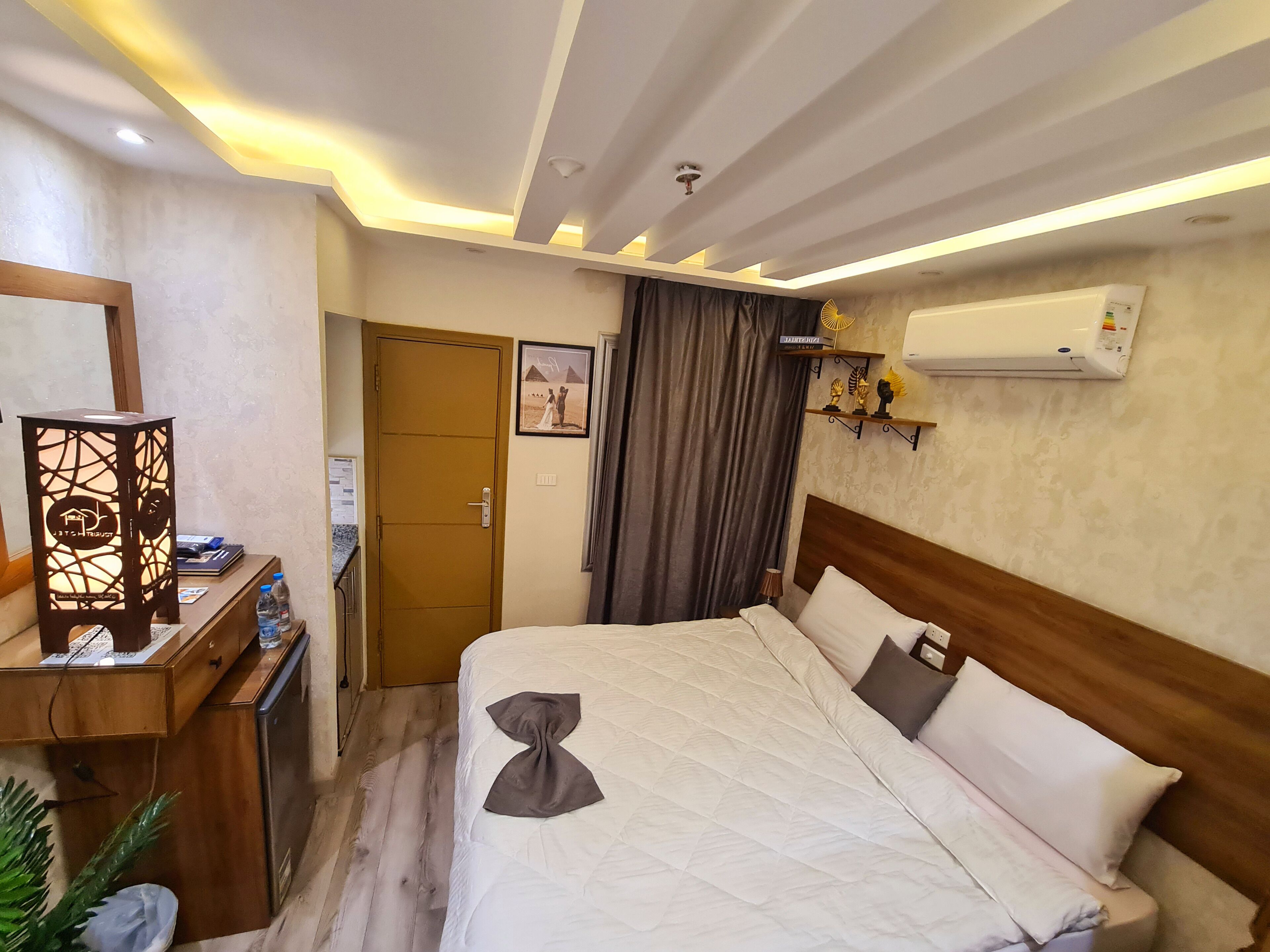 Superior Double or Twin Room | In-room safe, blackout drapes, iron/ironing board, free WiFi