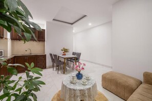 Deluxe-huoneisto, kaupunkinäköala | Oleskelualue