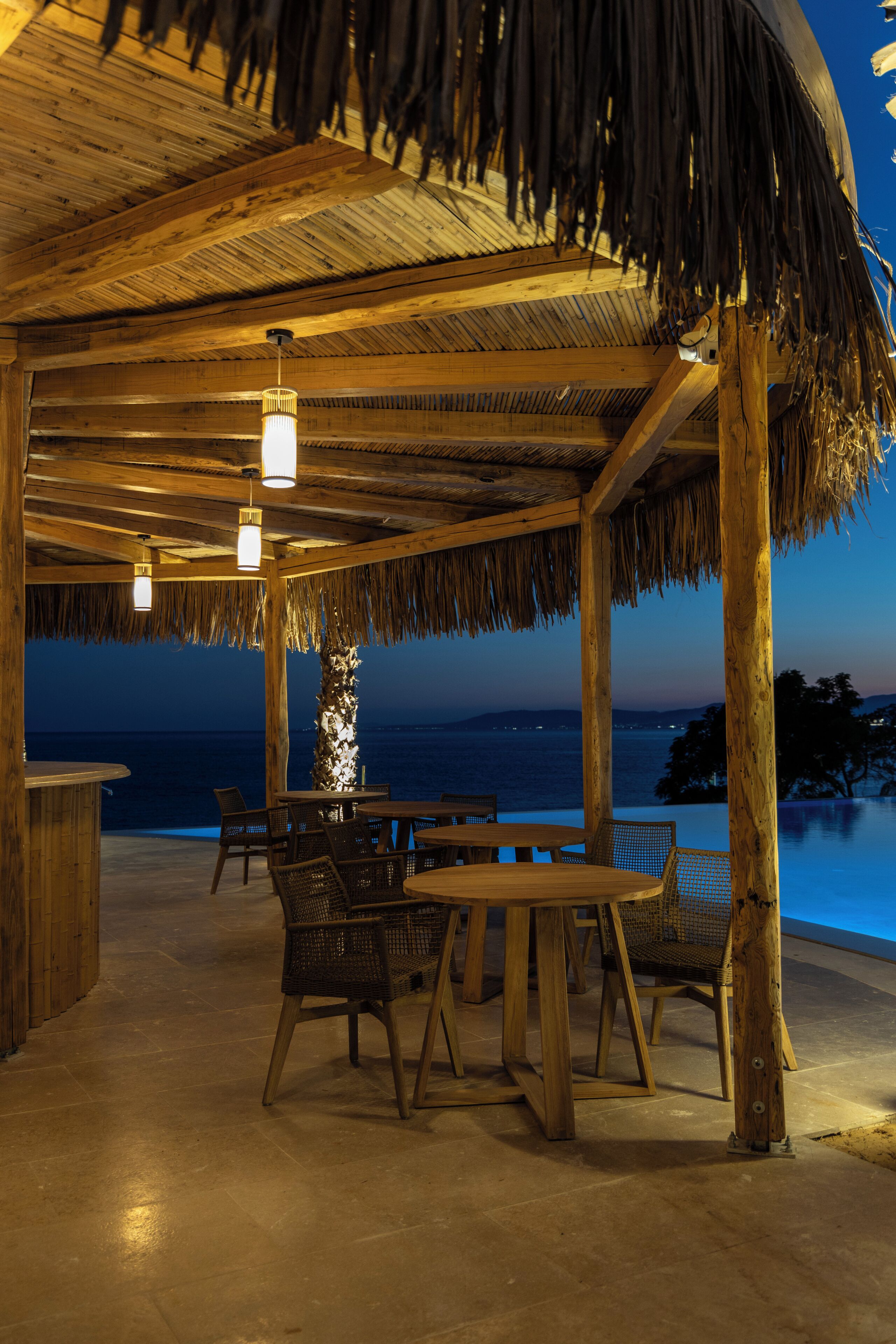 Poolside bar
