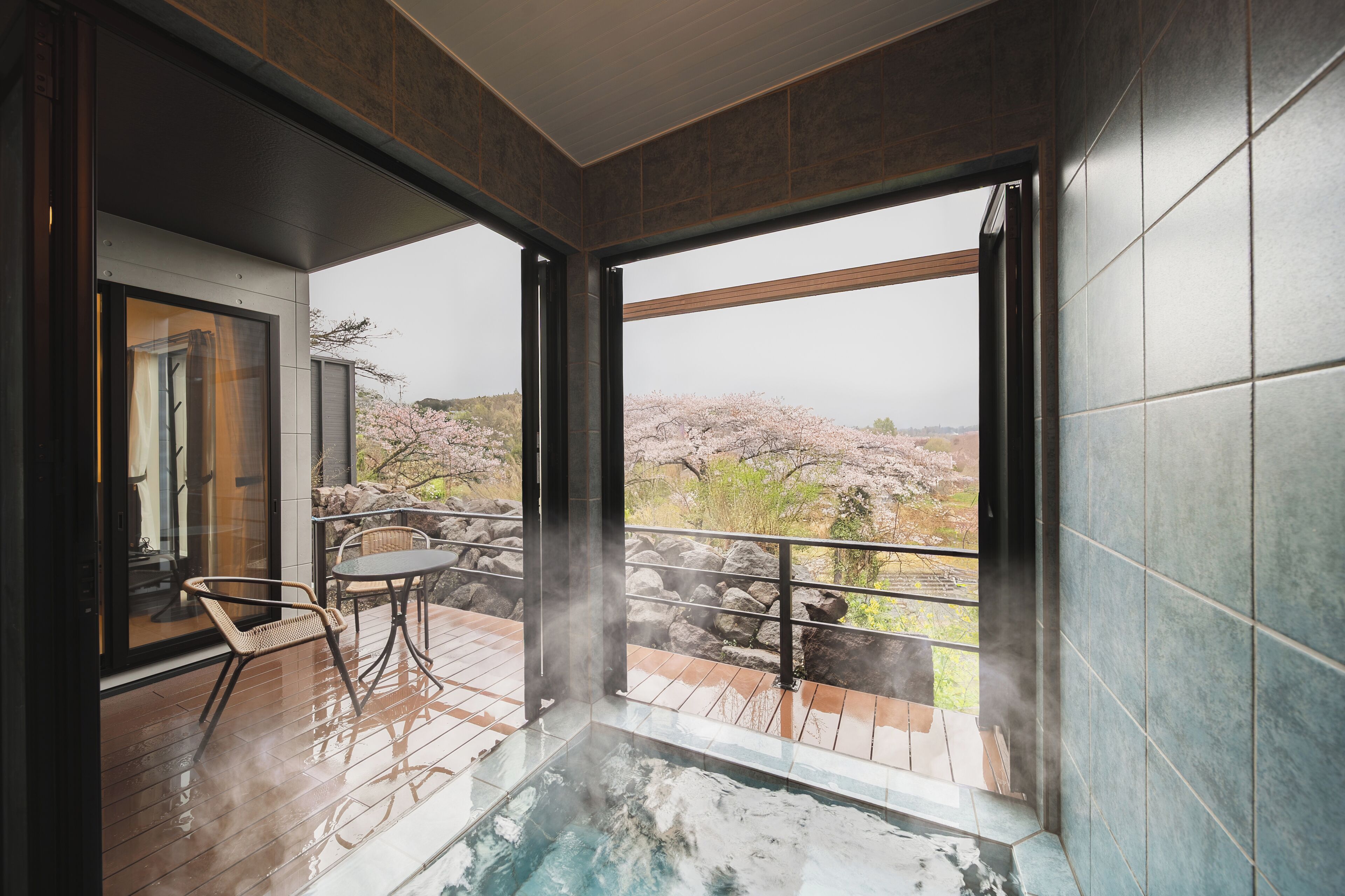 Deluxe Villa, River View | Bathroom
