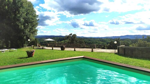 Total Tuscany 100%, great Villa in the coutryside for families and groups