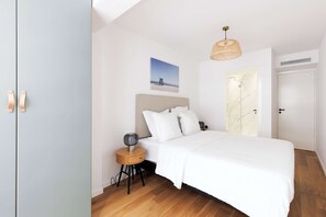 Iron/ironing board, WiFi, bed sheets - Quartier Carlton 3 rooms South with terrace (Cannes)