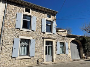 Exterior - Vrbo Property (Saint-Remèze)
