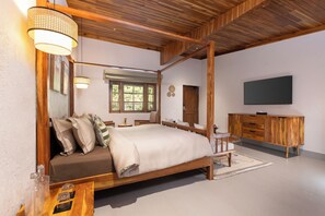 Quarto superluxo, vista para a montanha | Ferros/tábuas de passar roupa, Wi-Fi de cortesia