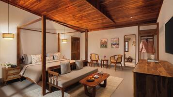 Premium Luxury Room | Iron/ironing board, free WiFi