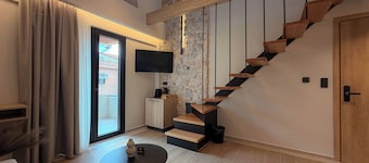 Three Peaks Elevated Stay