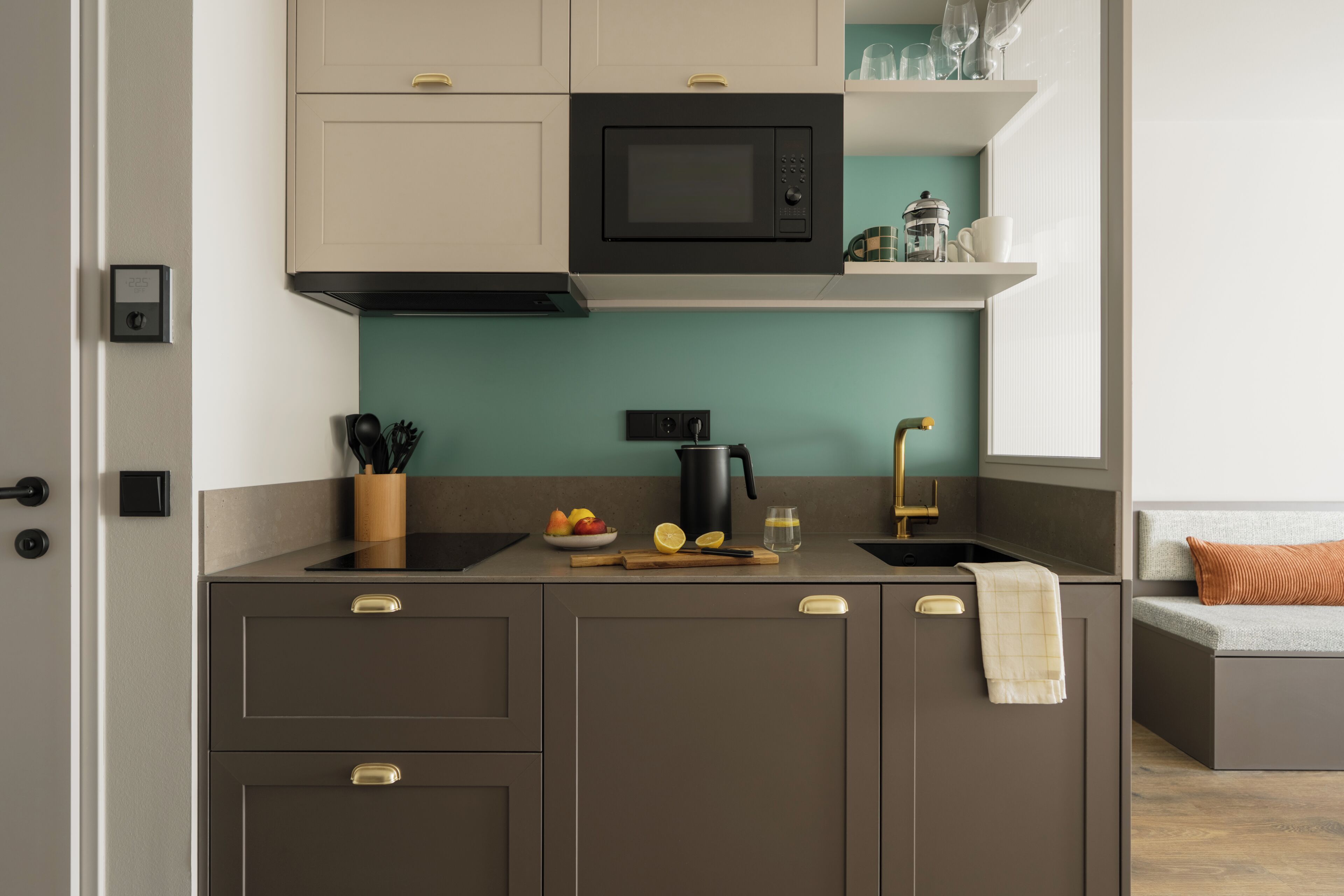 Original Studio - 3 person | Eigene Küche | Wasserkocher mit Kaffee-/Teezubehör, großer Kühlschrank, Mikrowelle