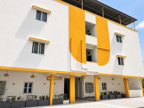 Appartement Deluxe, balcon | Façade de l’hébergement 