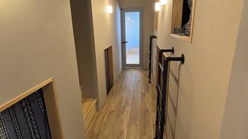 Basic Shared Dormitory, Women only, Non Smoking, Shared Bathroom | Interior
