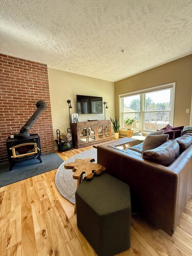 Mt. Abram Base Condo - Ski, Bike & Après Walkable