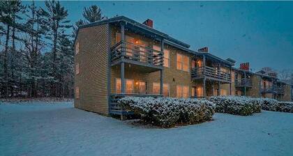 Mt. Abram Base Condo - Ski, Bike & Après Walkable