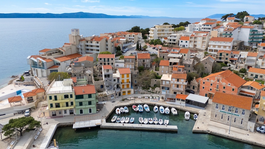 Apartments Vrtina