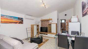 Apartamento (A2) | Sala de estar
