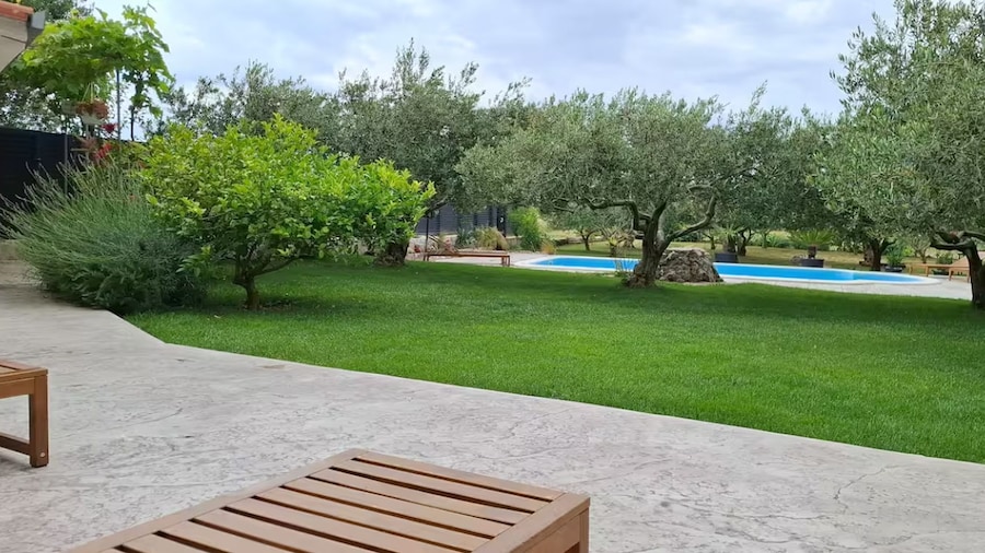 House Villa Olives Garden