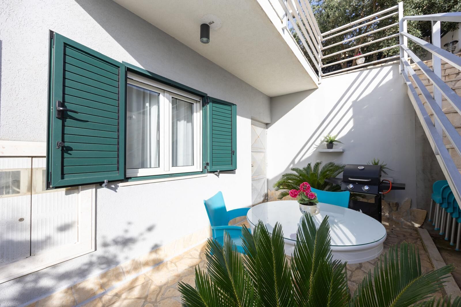 Apartment (A2) | Balcony