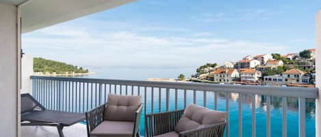 Apartment (A1) | Water view
