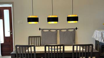 House | Dining