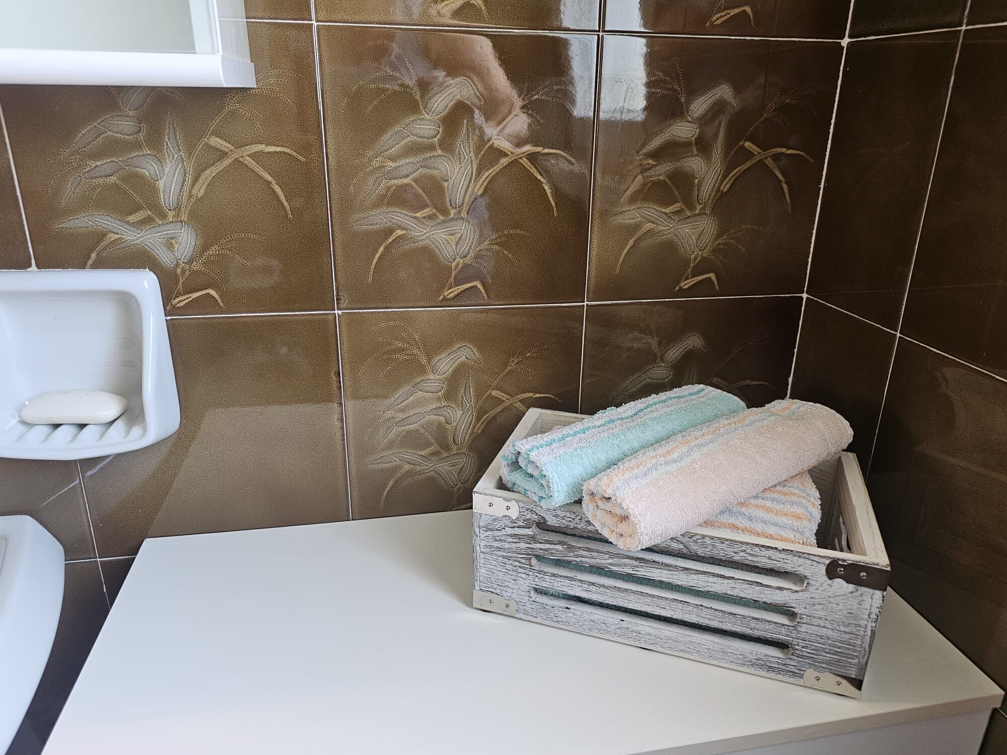 House | Bathroom | Bathtub, towels, soap, toilet paper