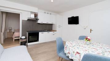 Apartment (A1) | Private kitchen | Espresso maker, fridge, microwave, oven
