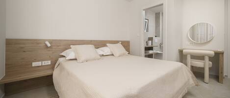 Apartment (A2) | Iron/ironing board, free WiFi