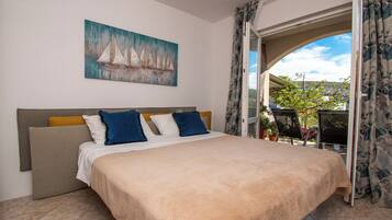 Apartment (A1) | Iron/ironing board, free WiFi