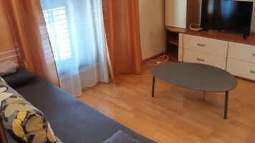 Apartment (A2) | Living room