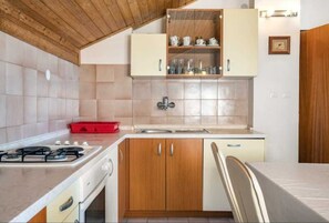 Apartment (A2) | Private kitchen - Apartments Merica (Sibenik)