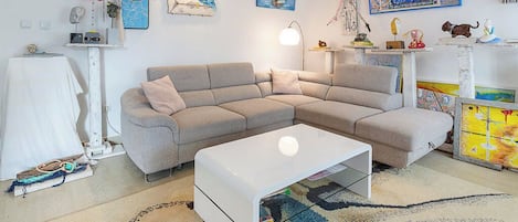 House | Living room