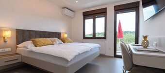 Apartments Villa Ana