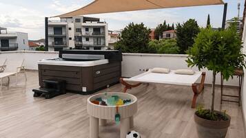 Apartment (A2) | Terrace/patio