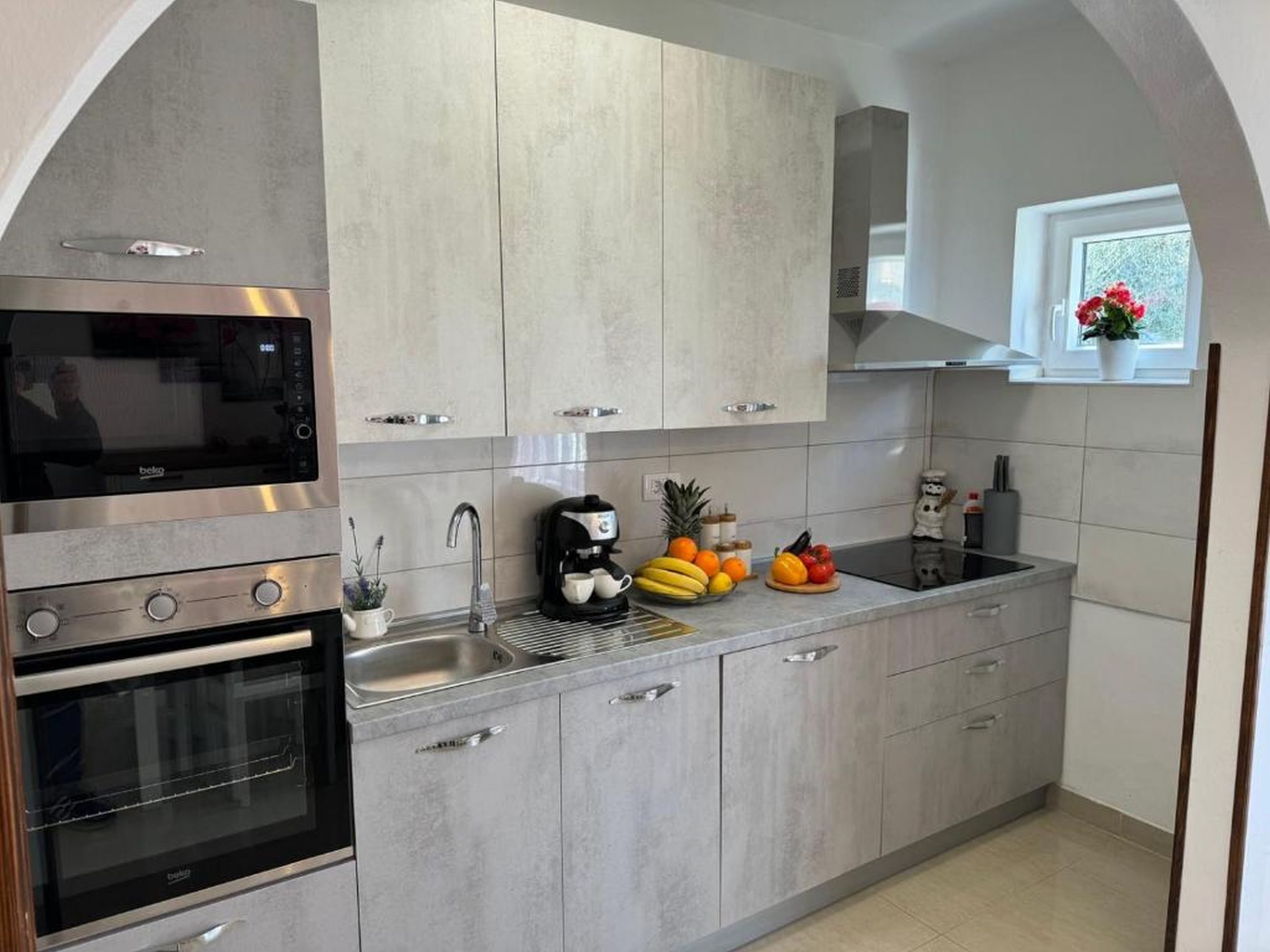 Apartment (A1) | Eigene Küche | Kühlschrank, Mikrowelle, Ofen, Herdplatte