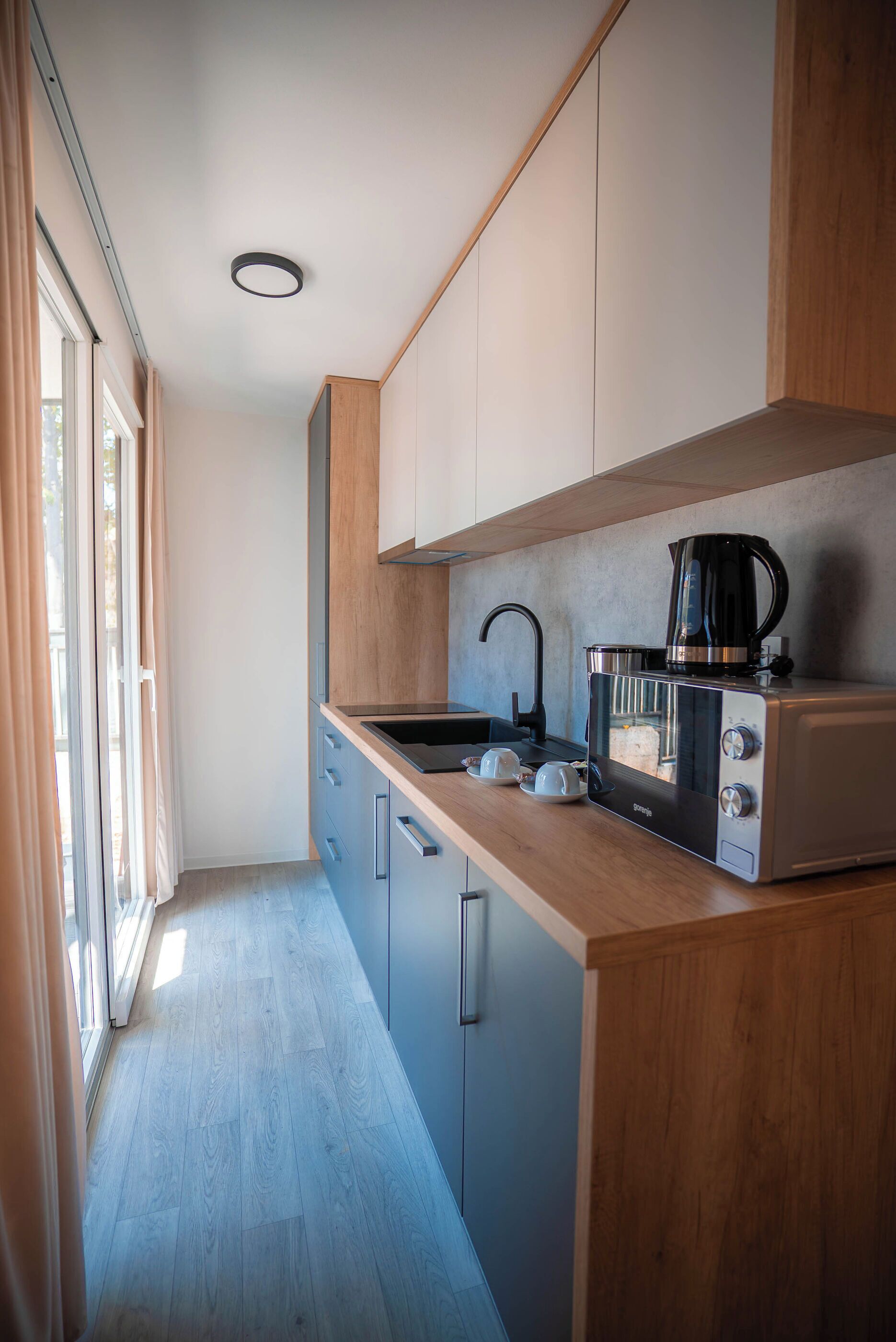 Hus | Privat køkken | Espressomaskine, køleskab, mikrobølgeovn, kogeplade