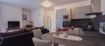 Apartments Guliana Tisno