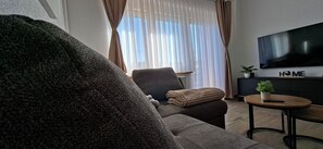 Apartment (A1) | Living room | Smart TV - Apartments Symphony (Rakovica)